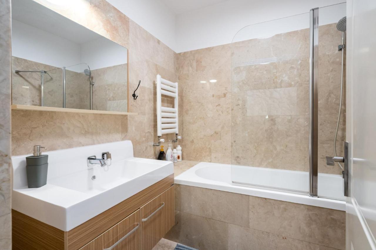 Happy Bubble I Timpuri Noi 1Br Apt 4 Ppl Bucareste Exterior foto
